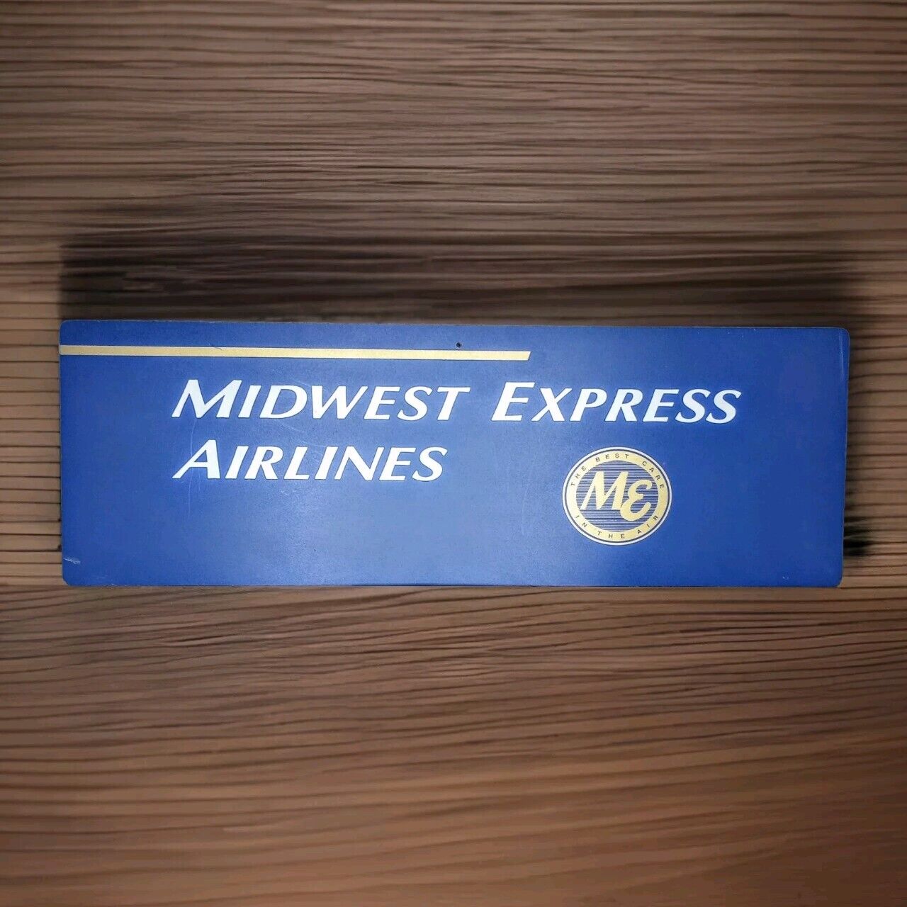 Vintage Midwest Express Plastic Airport Signage 8\