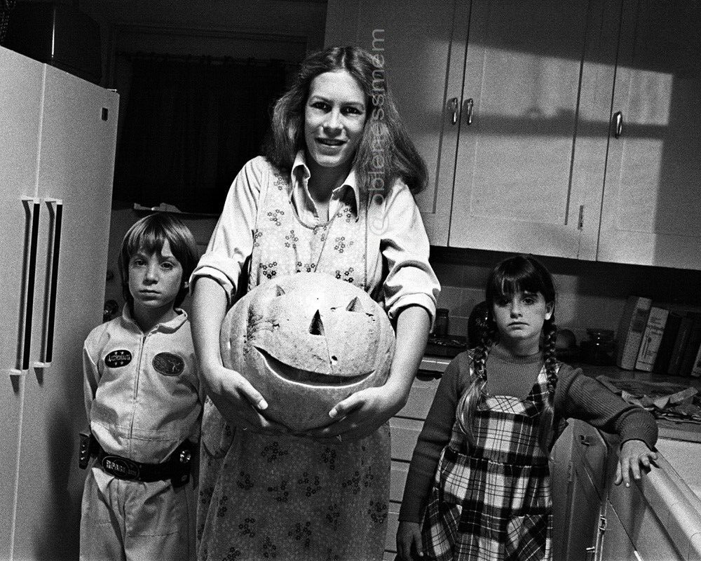8x10 Halloween 1978 GLOSSY PHOTO photograph picture print jamie lee curtis cast