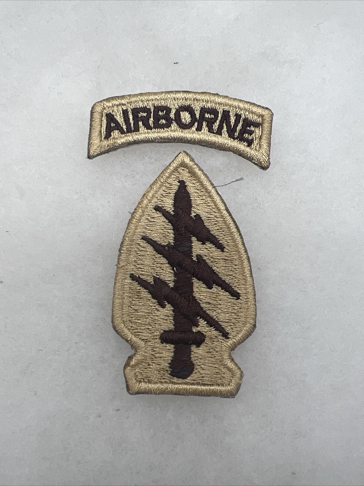 US Army Special Forces Airborne Arrowhead Patch And Tab Theater Made (V22