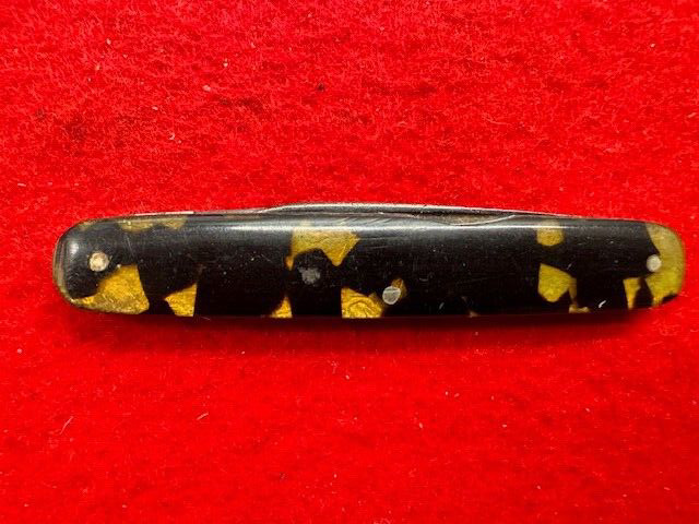 GOOD, UNCOMMON GEORGE WOSTENHOLM I*XL ACETATE 2 BLADE KNIFE  (819)