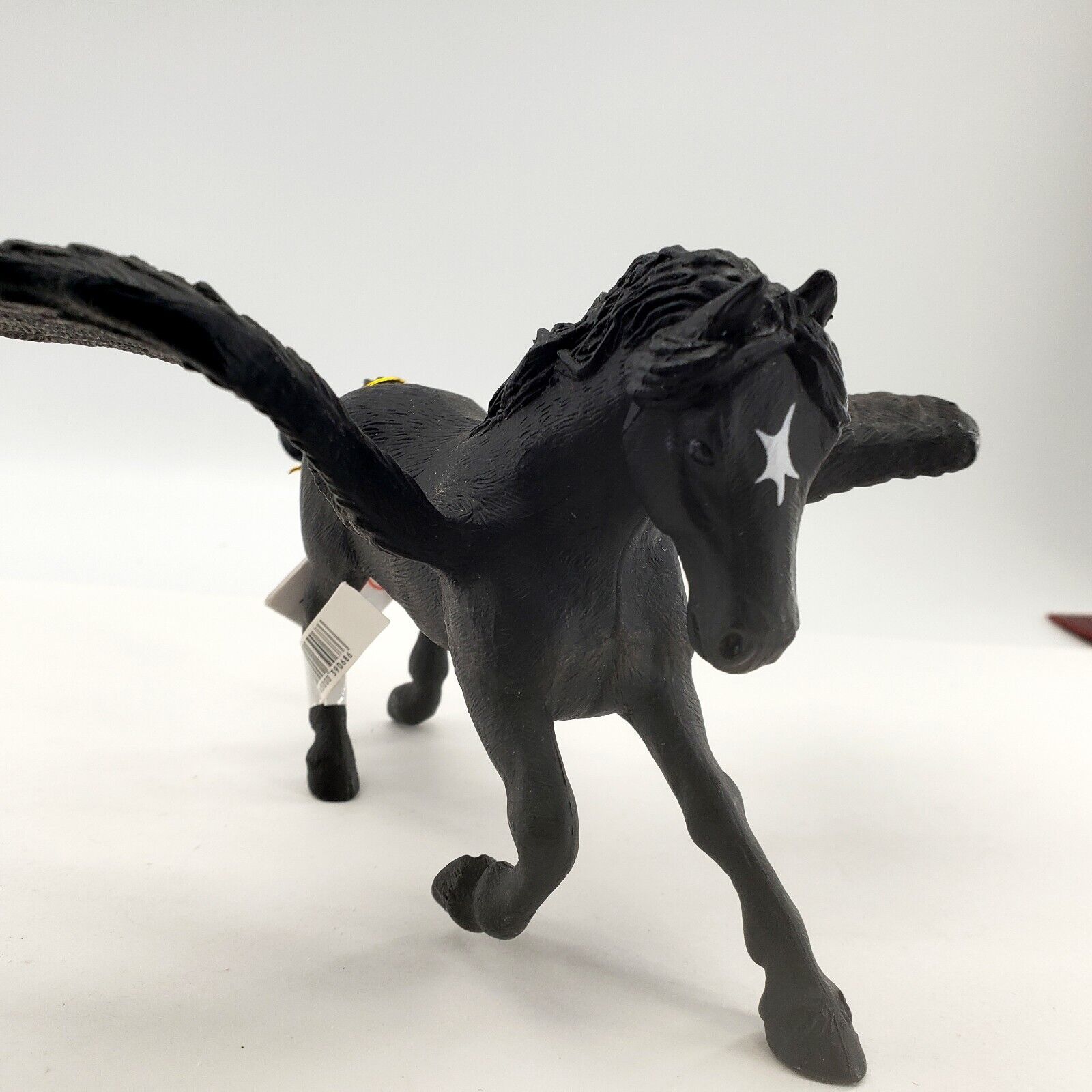 Papo Black Winged Pegasus Horse Figurine 8\