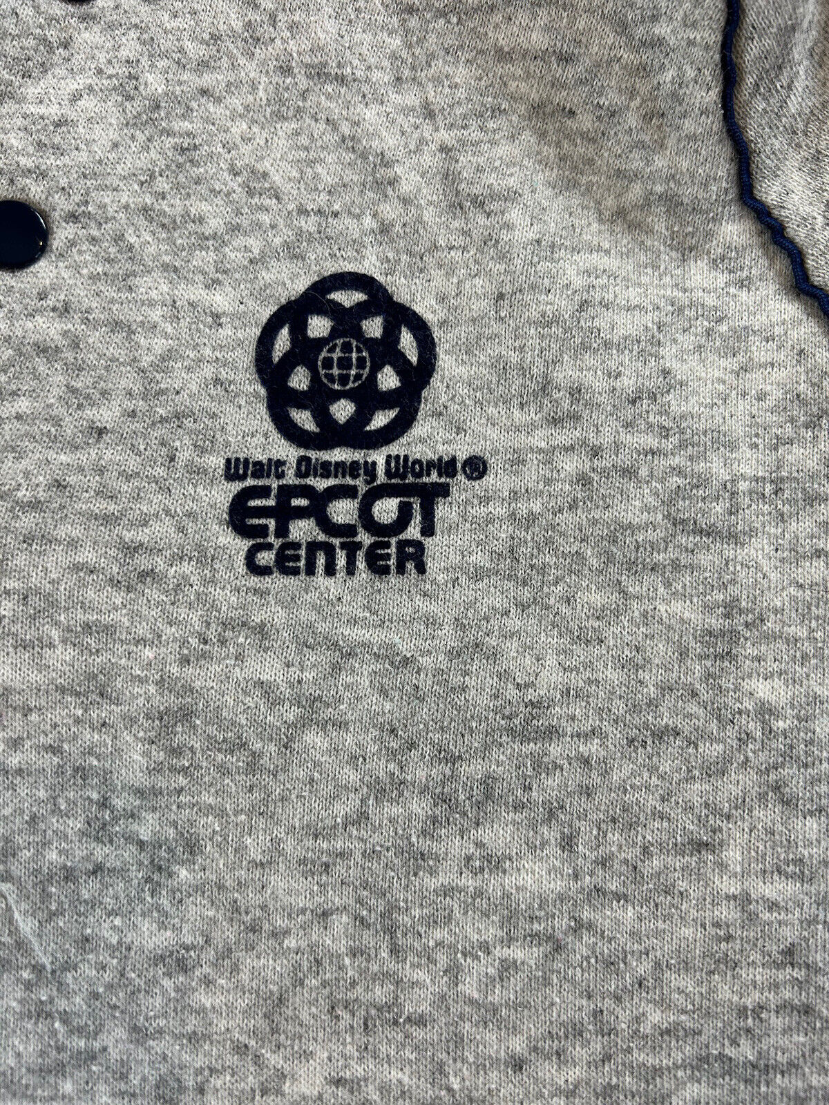 VTG 1980s\' Walt Disney World Epcot Center Large Grey Button Up Sweater