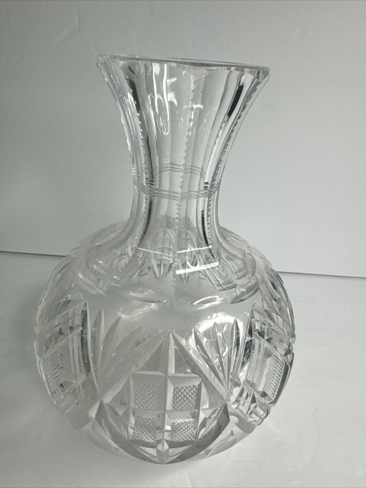 Stunning Vintage Cut Crystal Decanter Carafe Vase.