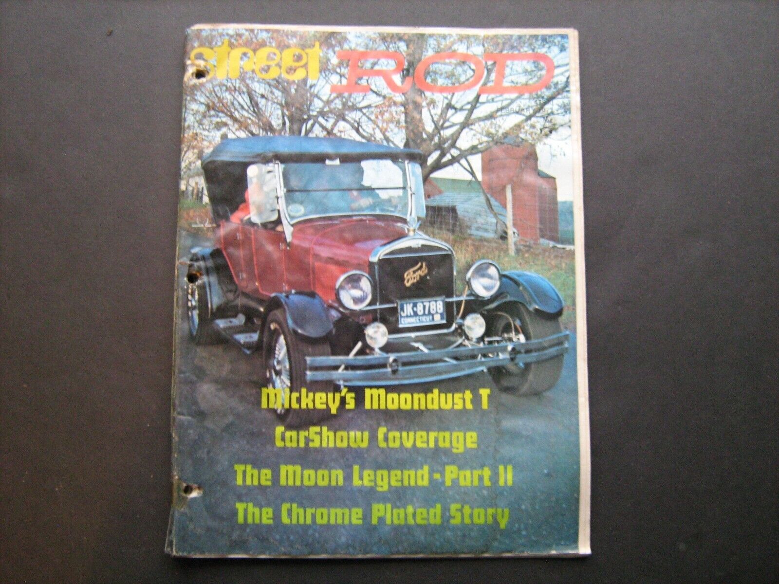 Street Rod Magazine February 1972--Mickey's Moondust T, Moon-Eyes Legend part II