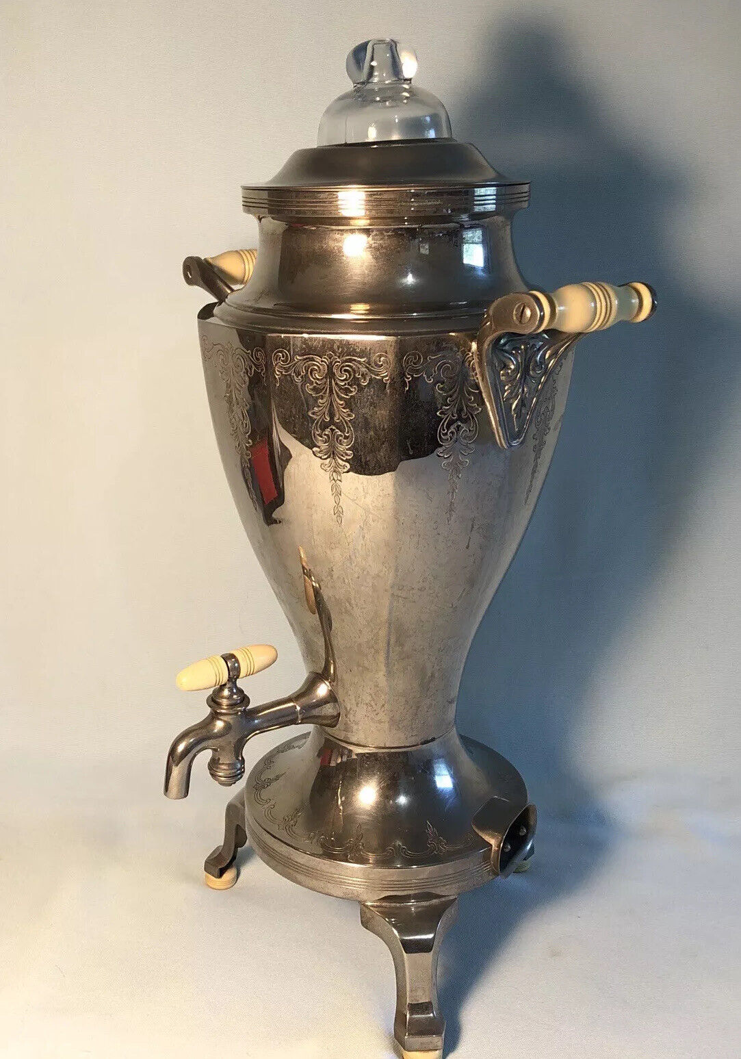 UNIVERSAL Silver Plate Coffee Percolator Landers Frary&Clark  #9269 Pat. 1912
