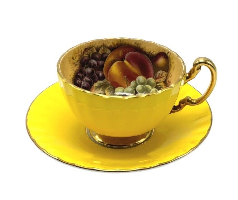 Aynsley England Tea Cup & Saucer Yellow Gold Orchard Fruit Peaches Grapes EUC