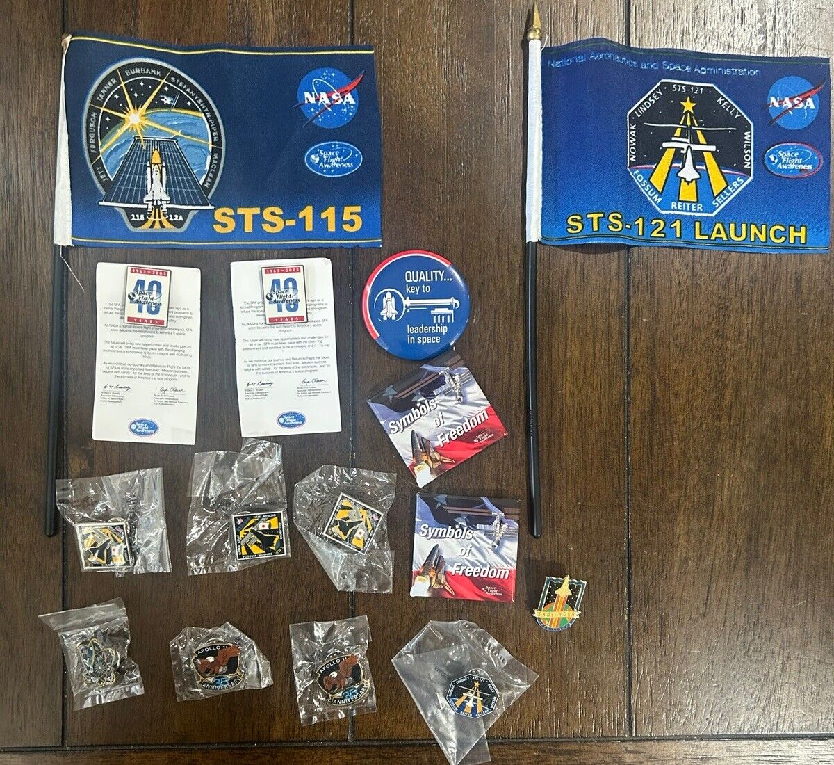 Official NASA Launch Pins And Flag (13 Pins) And 2 Flags Apollo Endeavor