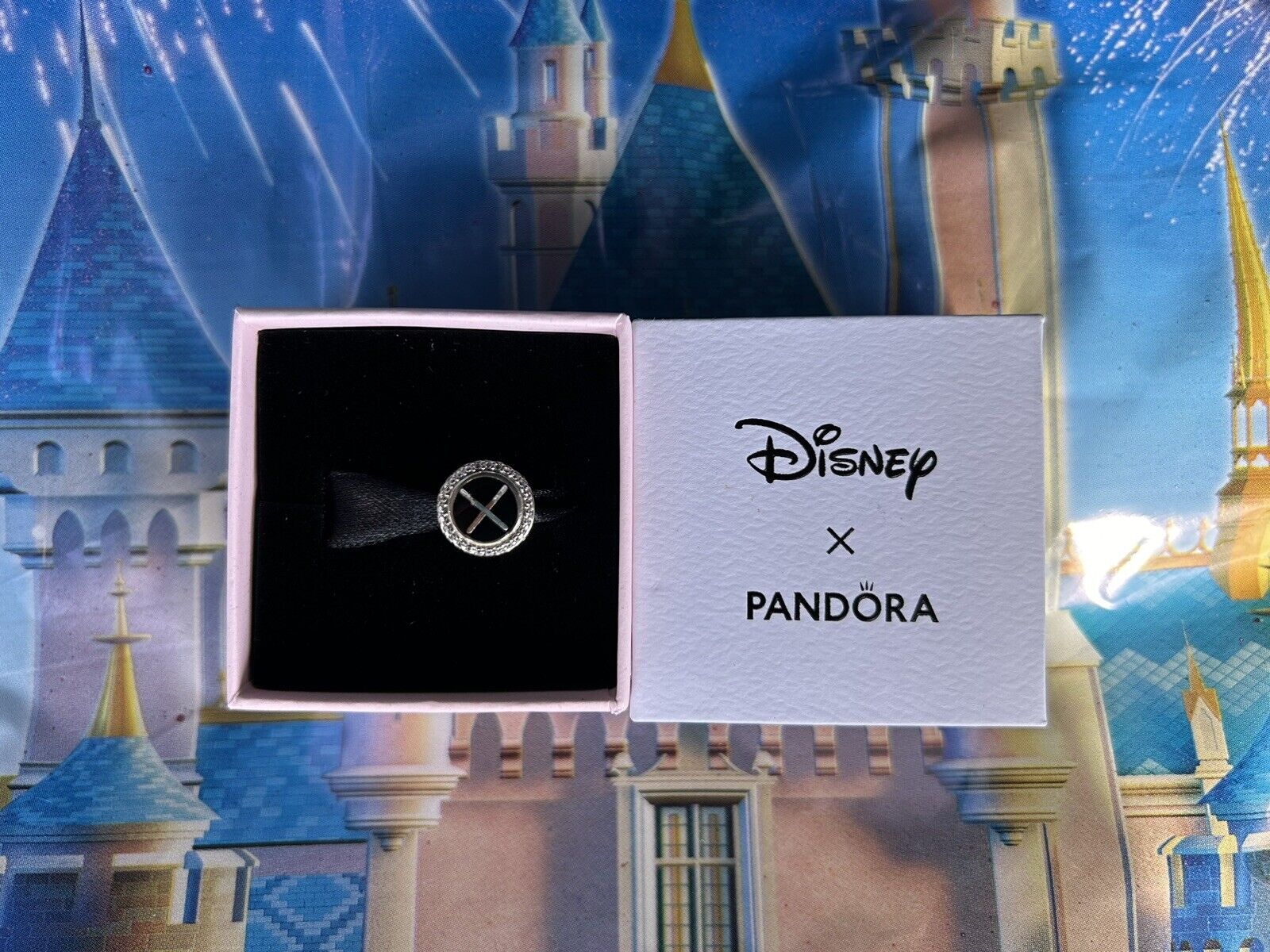 Disney Parks 2024 Pandora Star Wars May The 4th Lightsaber Charm LE200 IN HAND