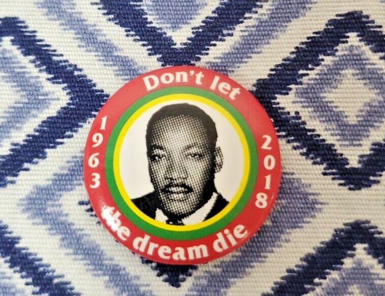 SUPREME MLK Martin Luther King Don\'t Let The Dream Die Authentic Button Pin