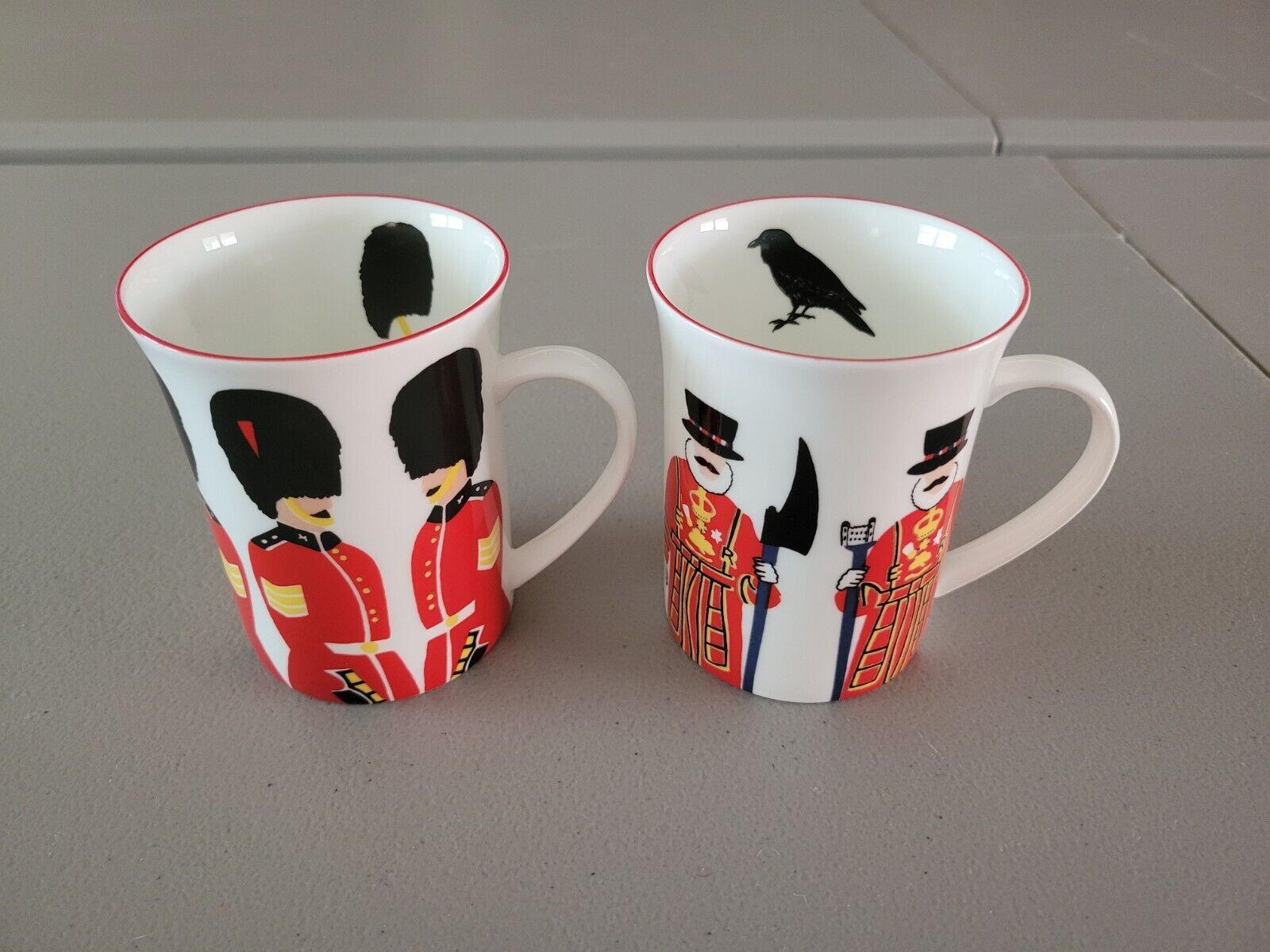 Eximious Vintage London Tea Cup Mug Royal Guard Set 0f 2
