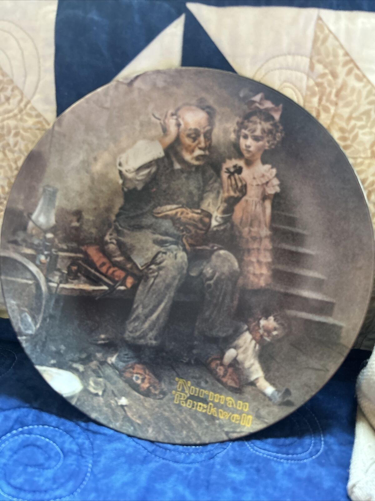 Norman Rockwell Society 1978 The Cobbler Knowles Plate # 14501JNo Box