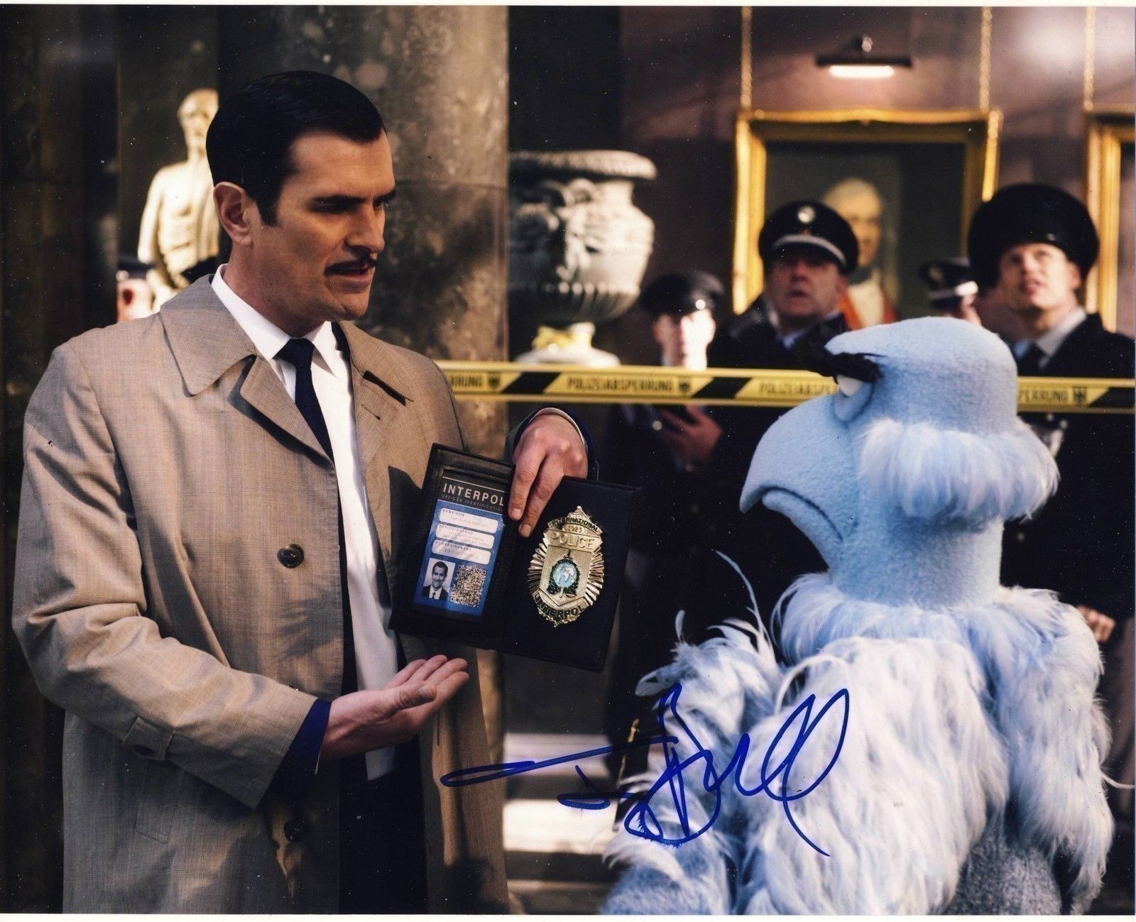 Ty Burrell Autograph MUPPETS MOST WANTED Signed 8x10 Photo [6030]