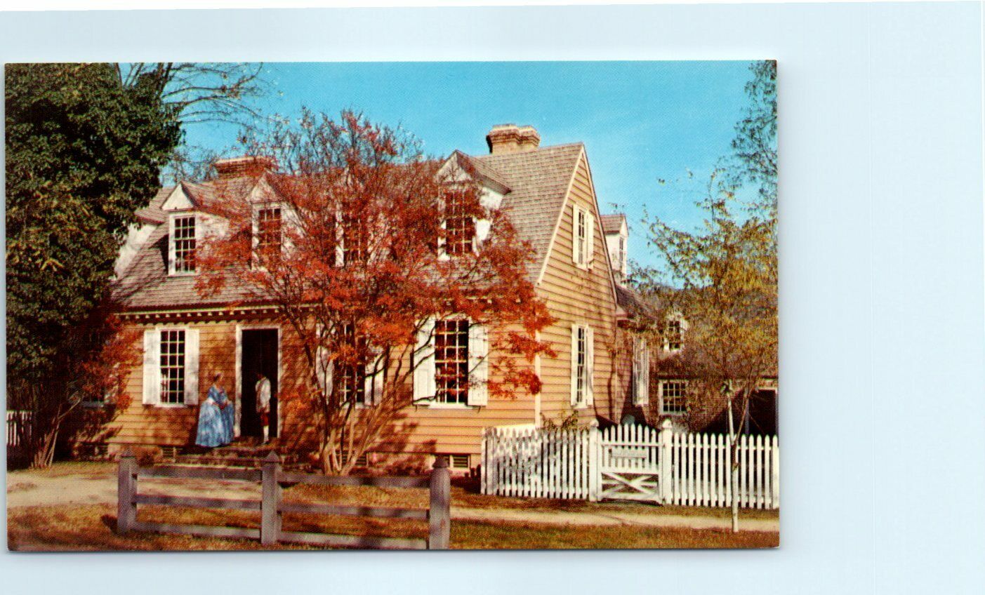 Postcard - Brush-Everard House, Williamsburg, Virginia