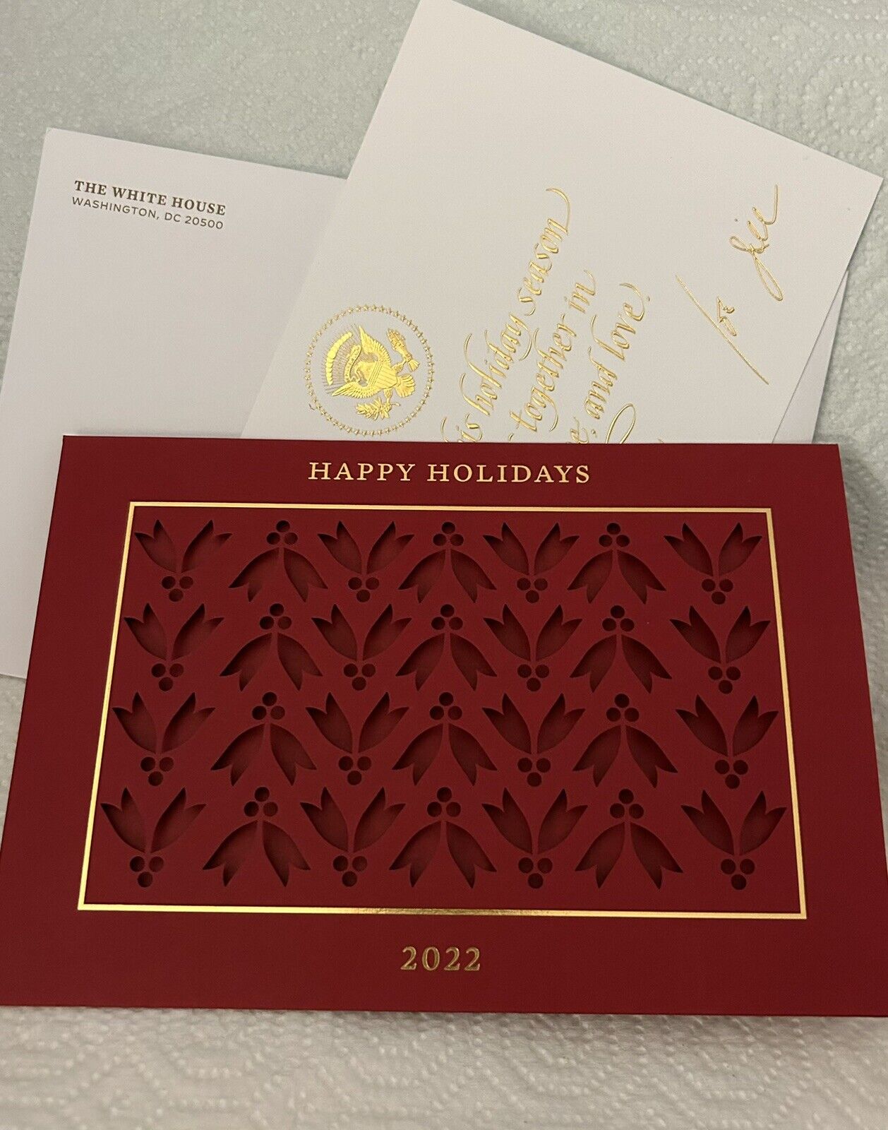 JOE BIDEN 2022 CHRISTMAS HOLIDAY CARD w SIGNATURE + ENV GOLD EAGLE DEMOCRAT Rare