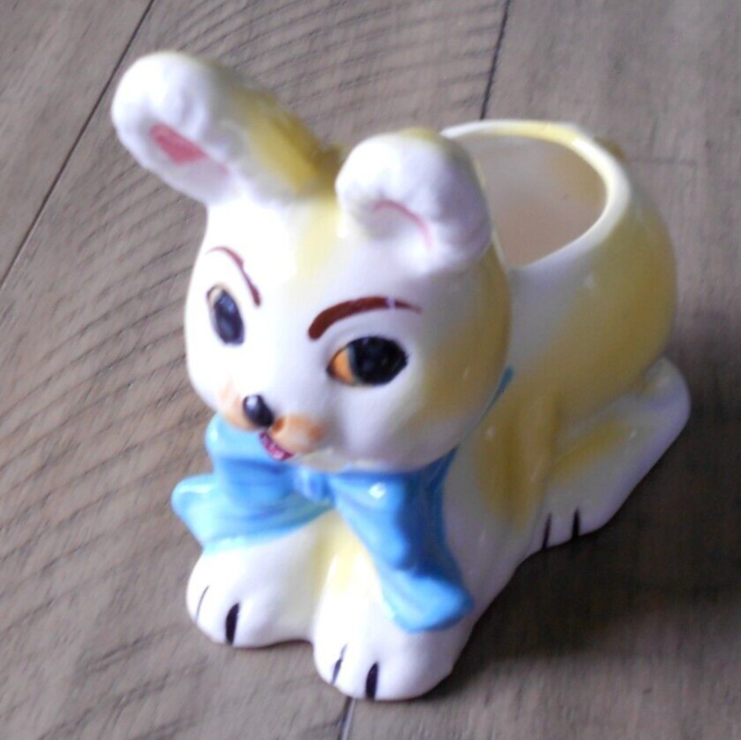 Vintage Grantcrest Hand Painted Yellow Rabbit Bunny Planter Japan Nursery 4.5
