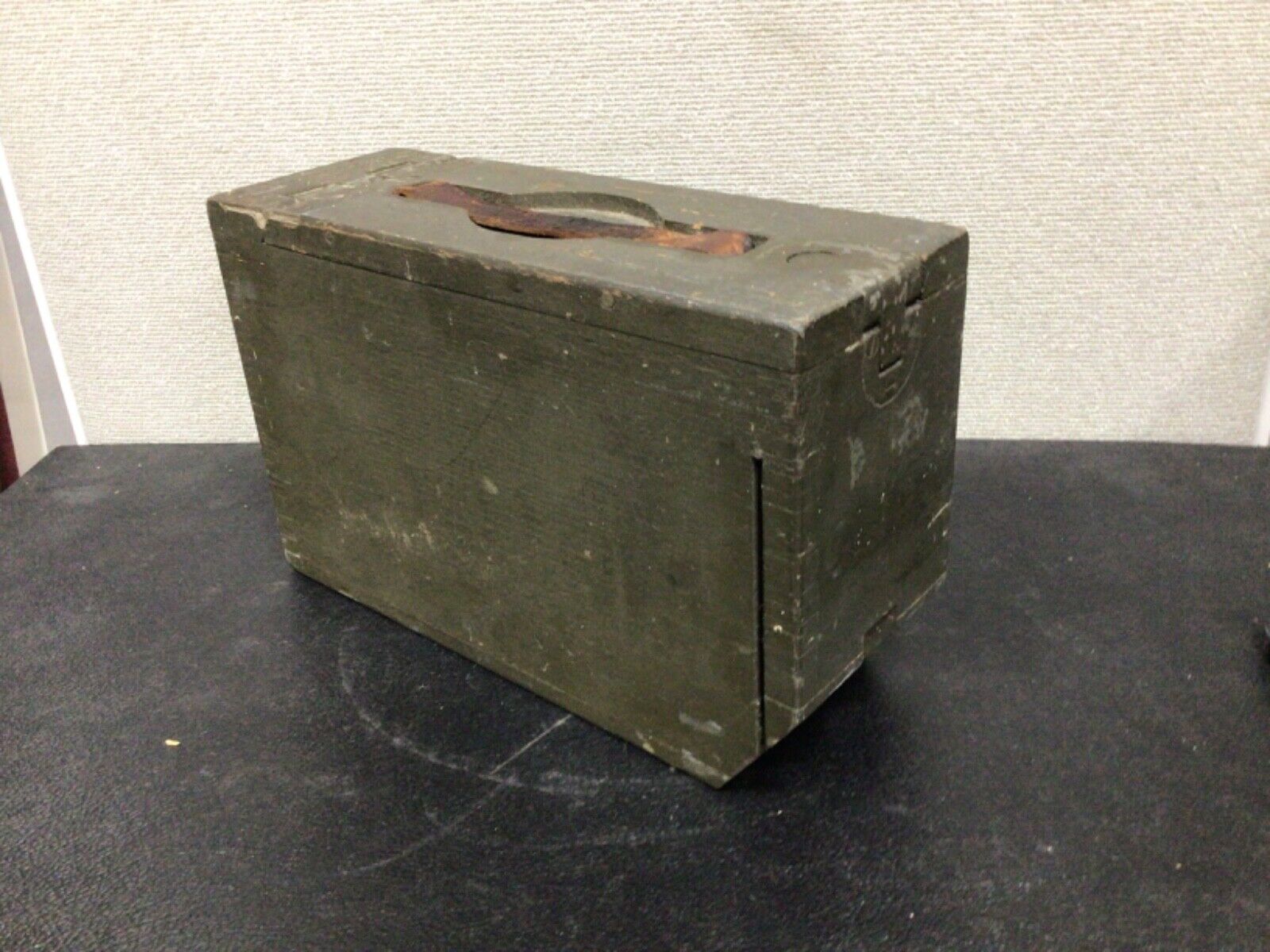 Original Wood 30 Cal Ammo Case Box WW1 WW2 Original Paint & Leather Strap NICE