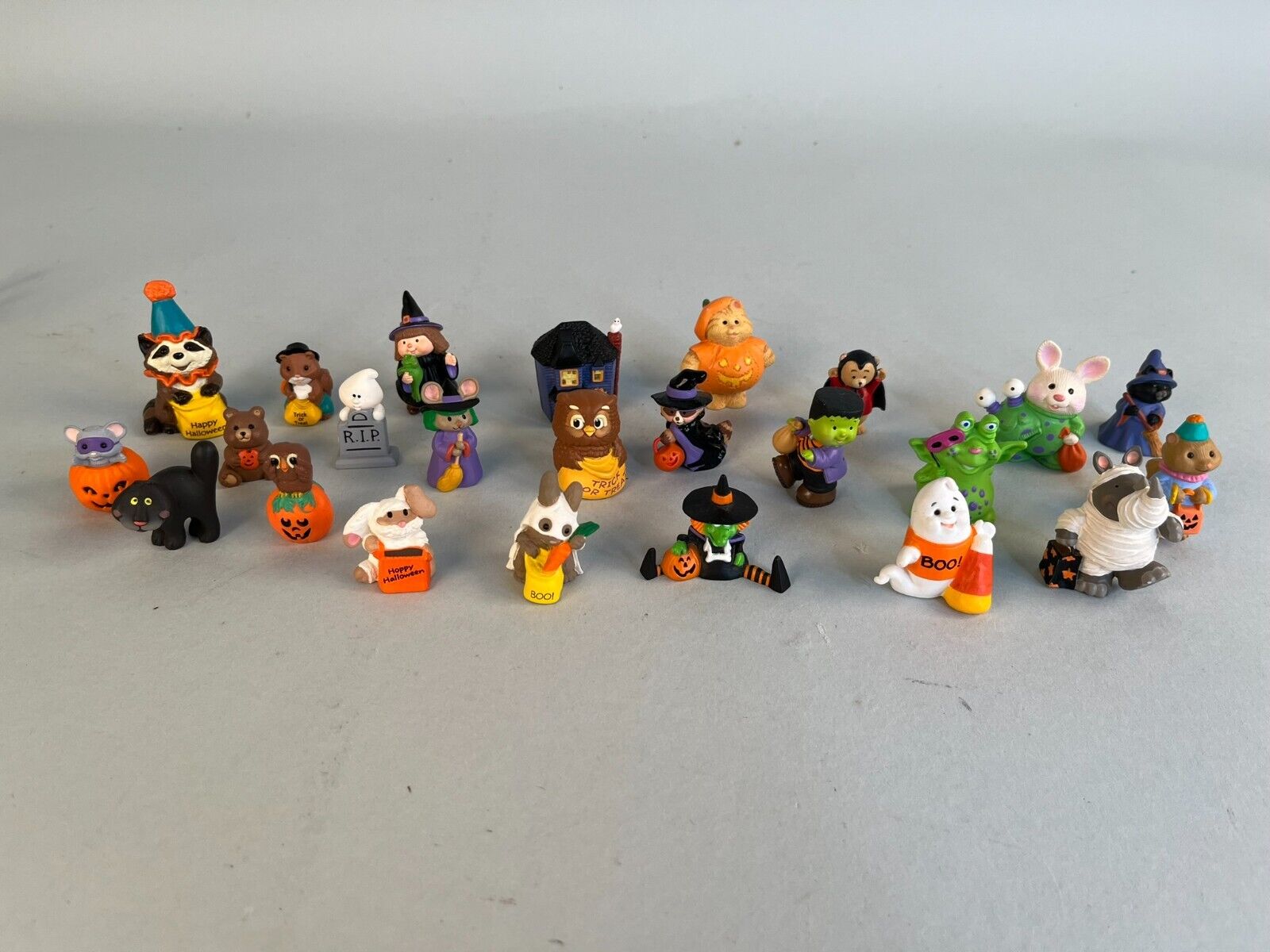 Lot of 24 Vintage Hallmark Merry Miniatures Halloween Figurines - All different