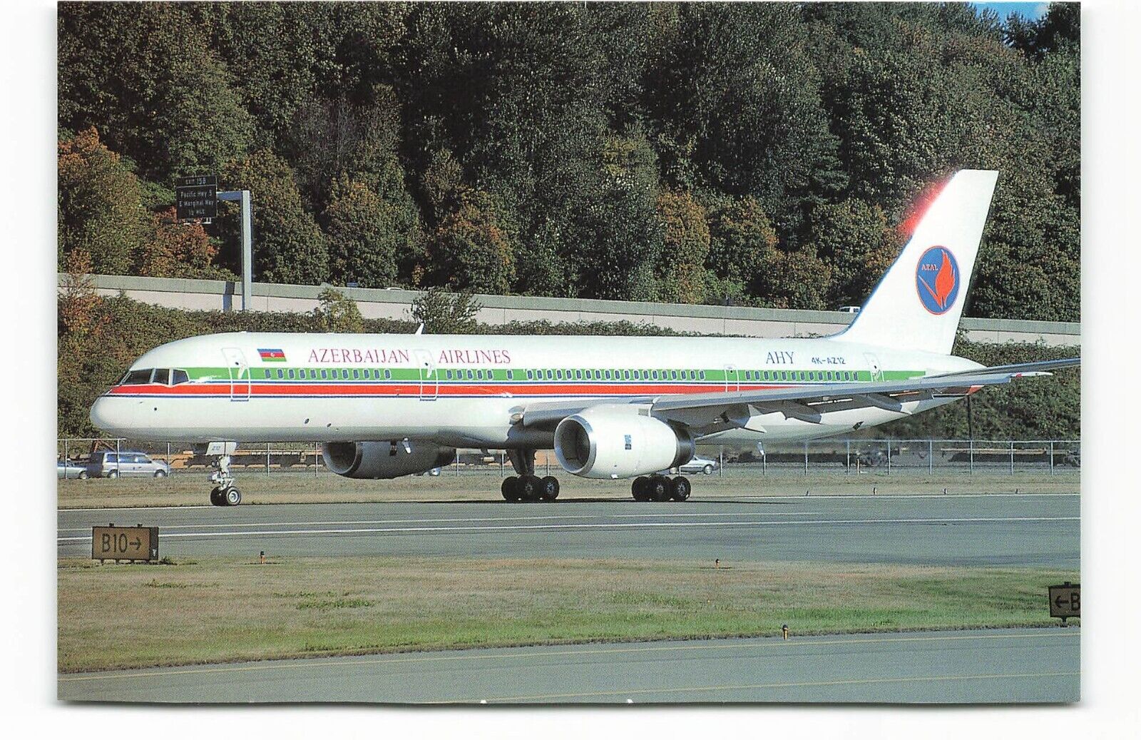 Postcard Airline AZERBAIJAN AIRLINES Boeing B-757 4K-AZ12 AUC1.