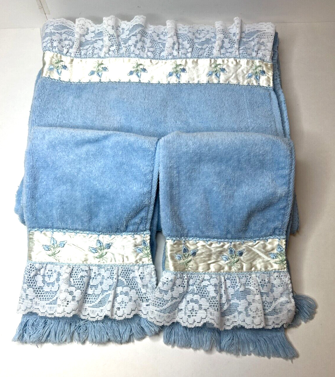 Vintage After Bath Luxury Blue Bath Towel & 2 Fingertip Towels Lace Satin Fringe