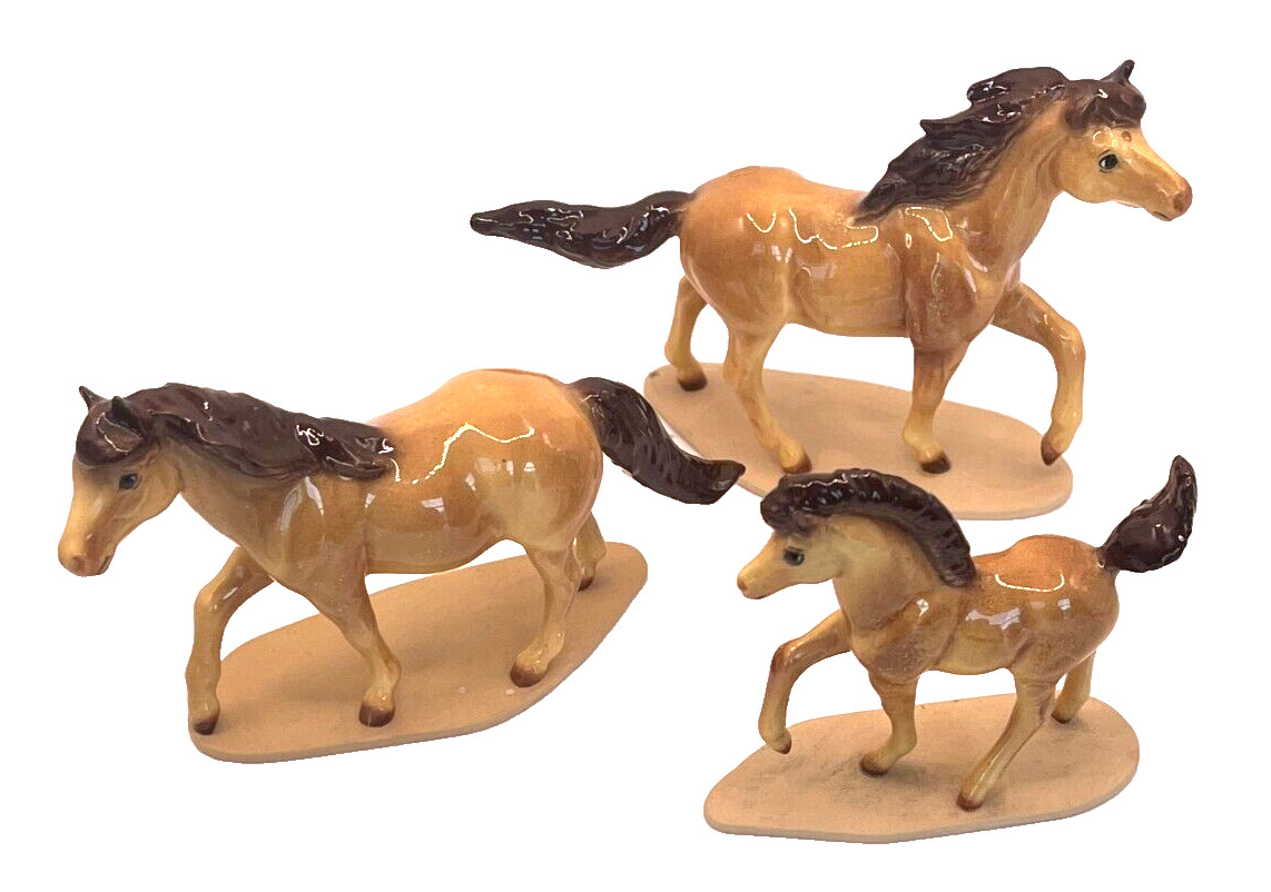 Hagen Renaker Miniature Pony Stallion Family: Colt, Two Horses