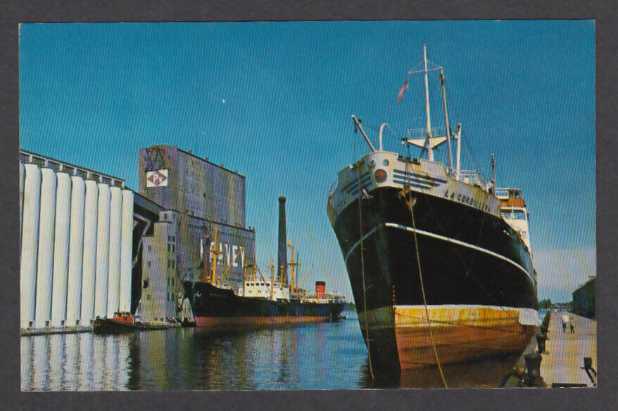LaCordillera British Ship Superior Seaport Terminal Duluth MN postcard 1960s