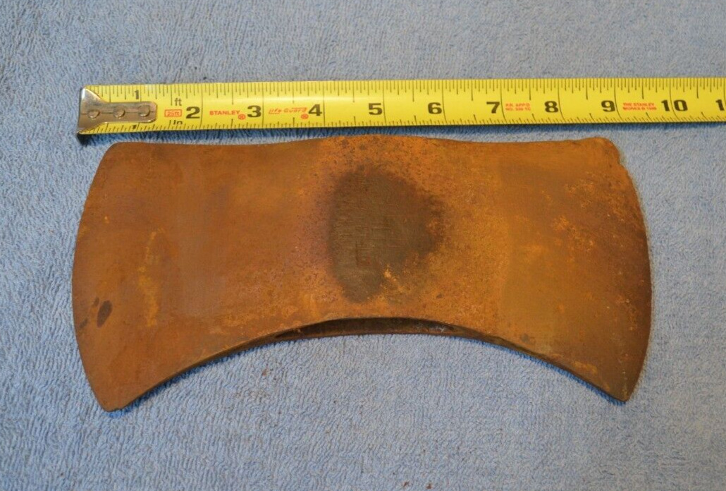 Vintage Sager Axe Warren Axe & Tool Co. Double Bit Axe Head 3 Lbs 6 Oz old rusty