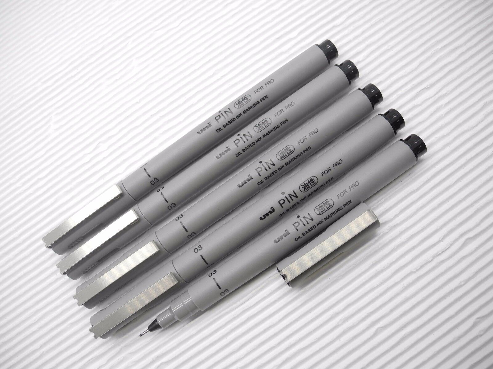 5pcs UNI-BALL Pin 0.3 Oil Based ink Marking pen(VIETNAM)