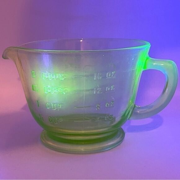 Vintage 2 Cup Measuring Cup Green Glow Uranium Depression Glass