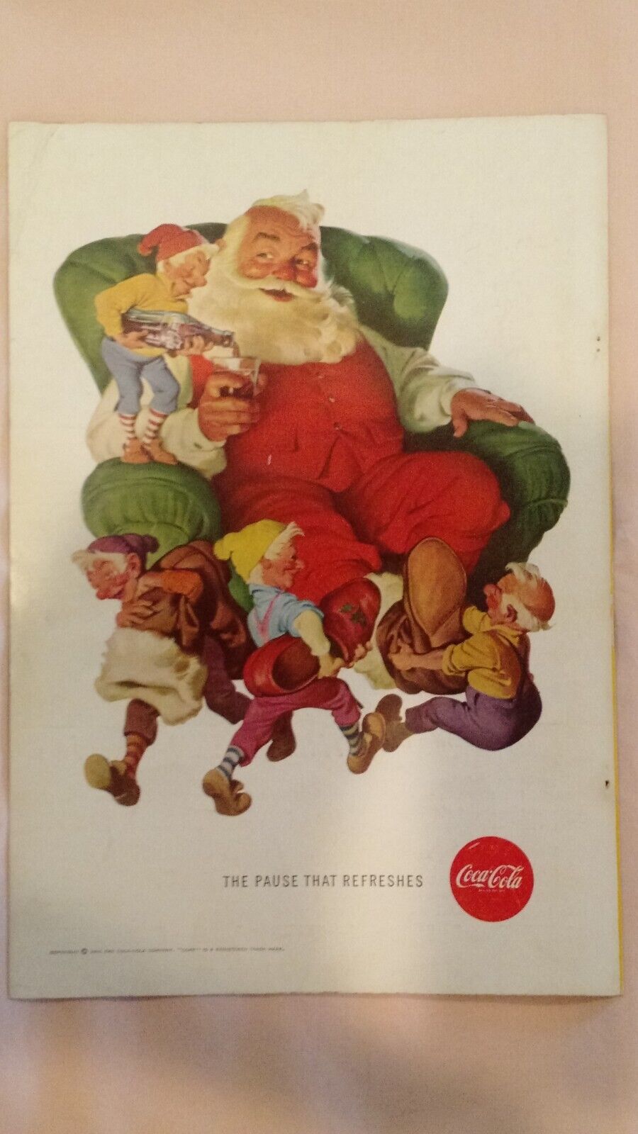 COCA-COLA COKE CHRISTMAS PRINT AD FROM DEC 1960 NAT GEO THE PAUSE THAT REFRESHES