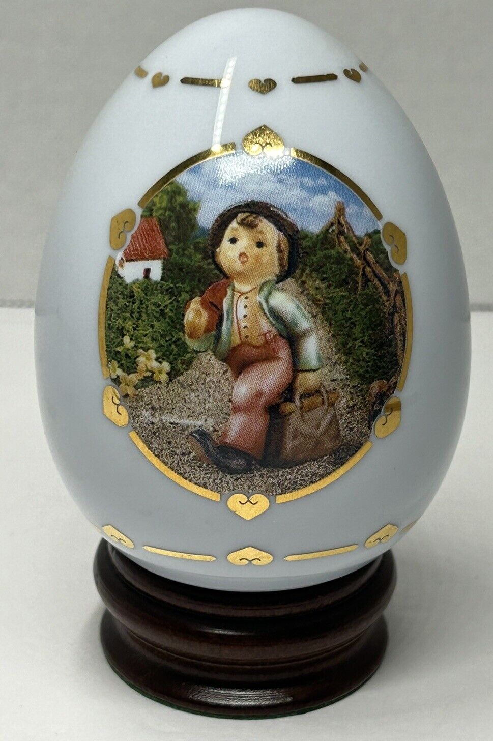 Vtg 1993 Danbury Mint MJ Hummels Porcelain Egg Collection Merry Wanderer Stand