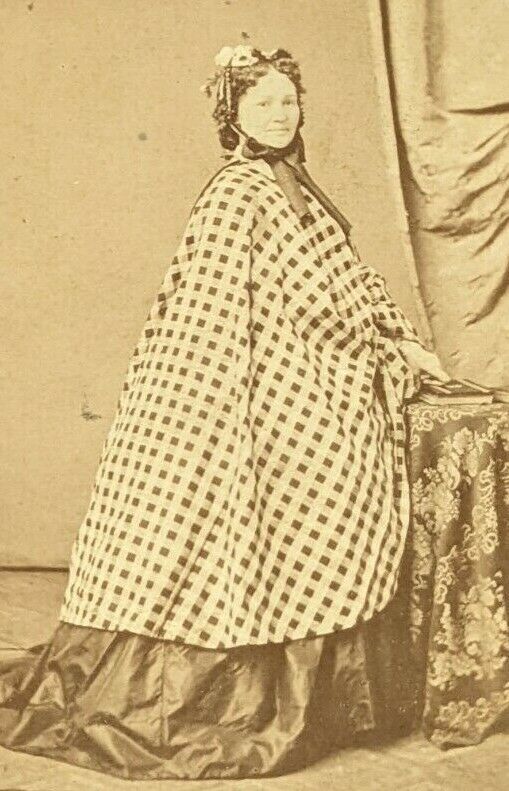 Vintage 1890s? ID Woman Puffy Dress Cloak Fashion Oldenburg Germany CDV Card