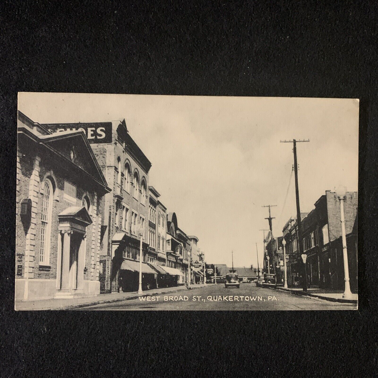 Collotype Postcard - West Broad St., Quakertown, Pennsylvania UNP 