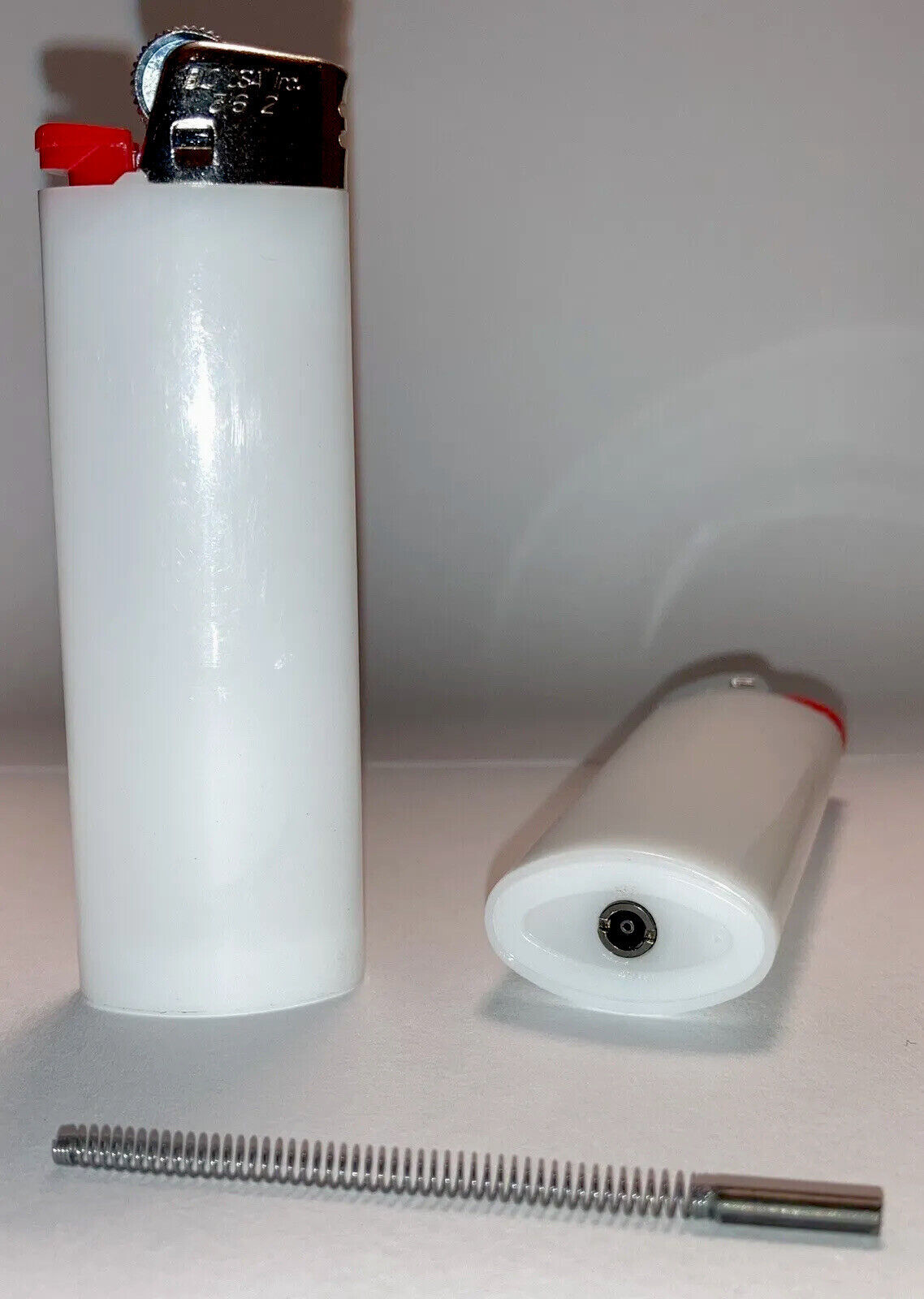 REFILLABLE Bic Classic Maxi Lighter White + Spare Flint