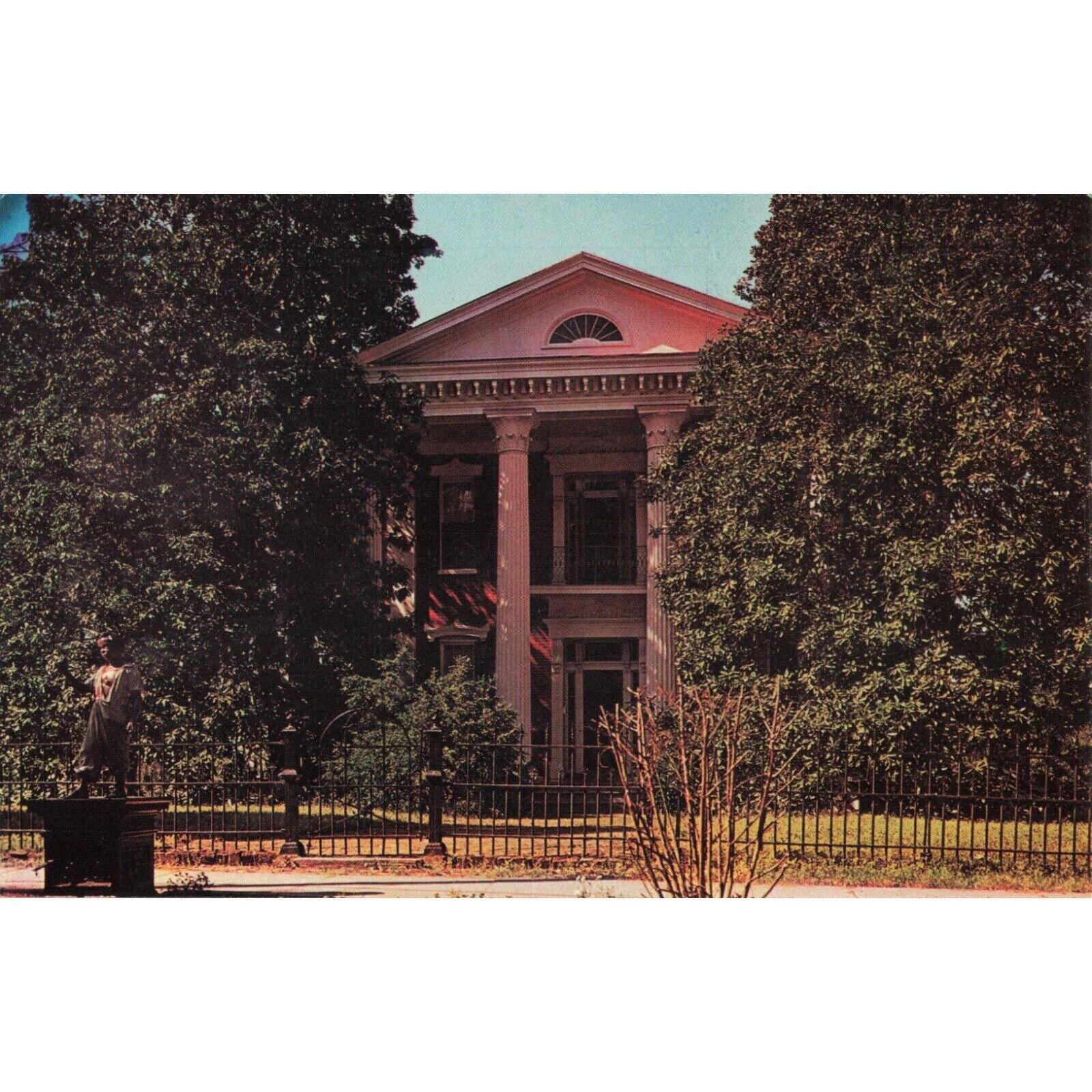 Oakleigh, Home of Mrs. Lester G. Fant, Sr. Postcard