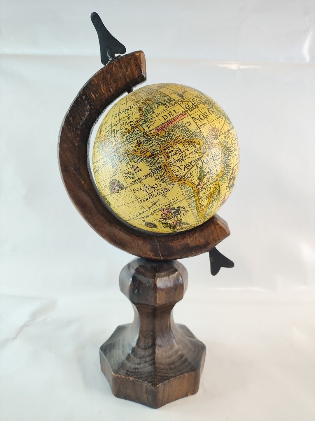 Vtg Old World Desk Tabletop Rotating Globe Wood Carved Base Made in Spain Gift