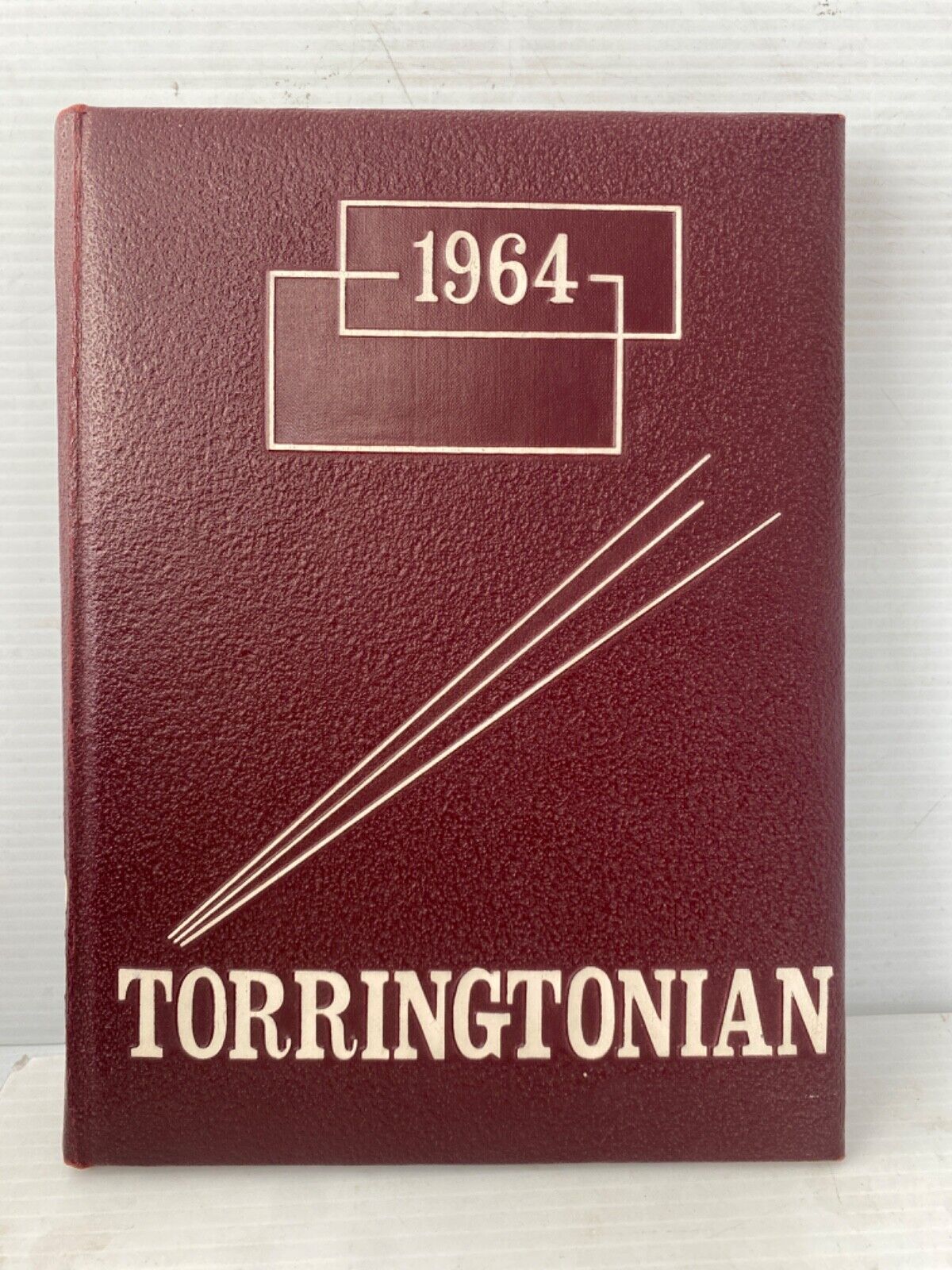 1964 Torringtonian Yearbook (FC208-1Q545