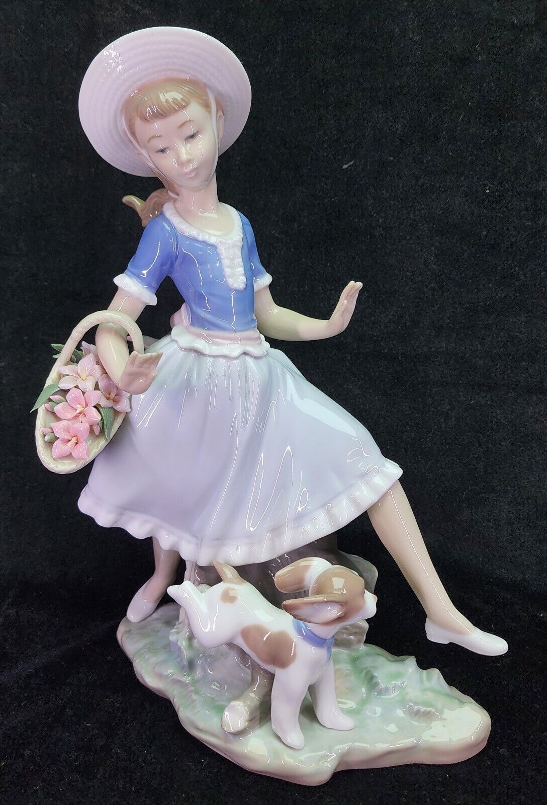 Lladro 4920 Mirth in The Country Figurine Retired Glazed