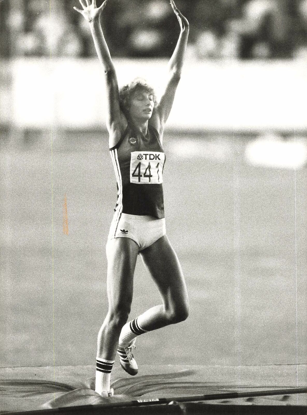 Vintage Press Photo Track & Field Ladies High Jump Winner TAMARA BYKOVA Cheering