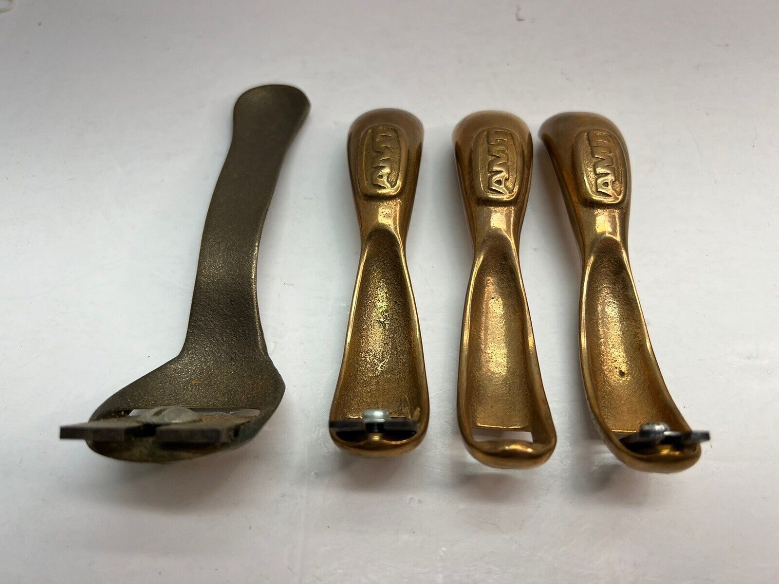 3 Vtg AMT +1 American Machine & Tool Co Brass Luthiers Violin Makers Plane Tool