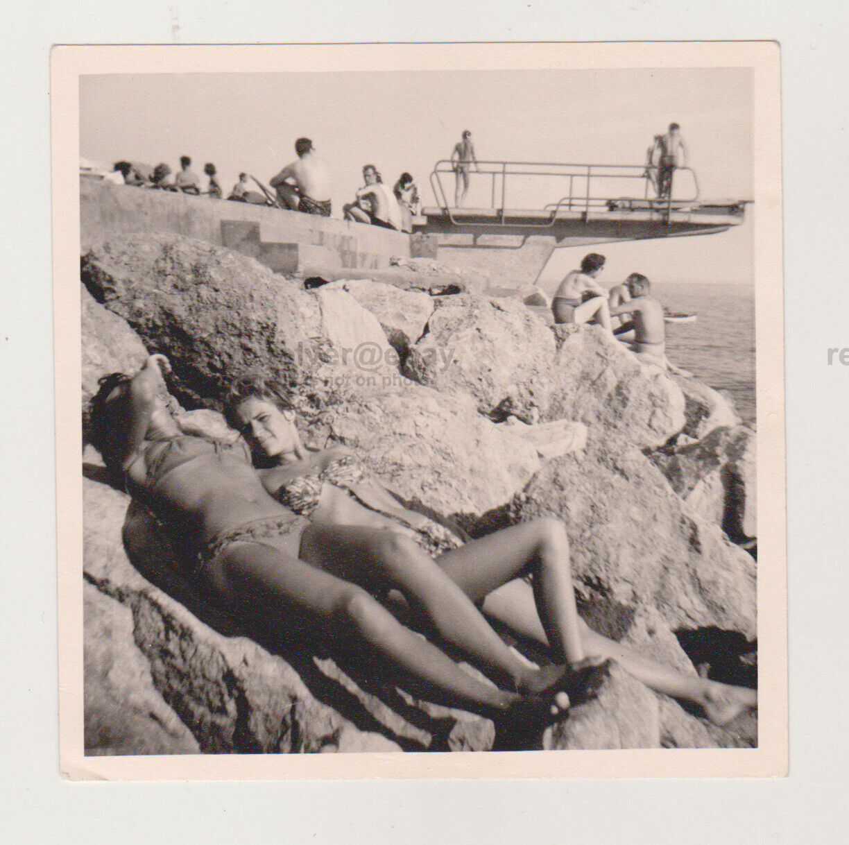 Pretty Attractive Young Women Beach Bikini Swimsuit Lady Vintage Photo Snapshot