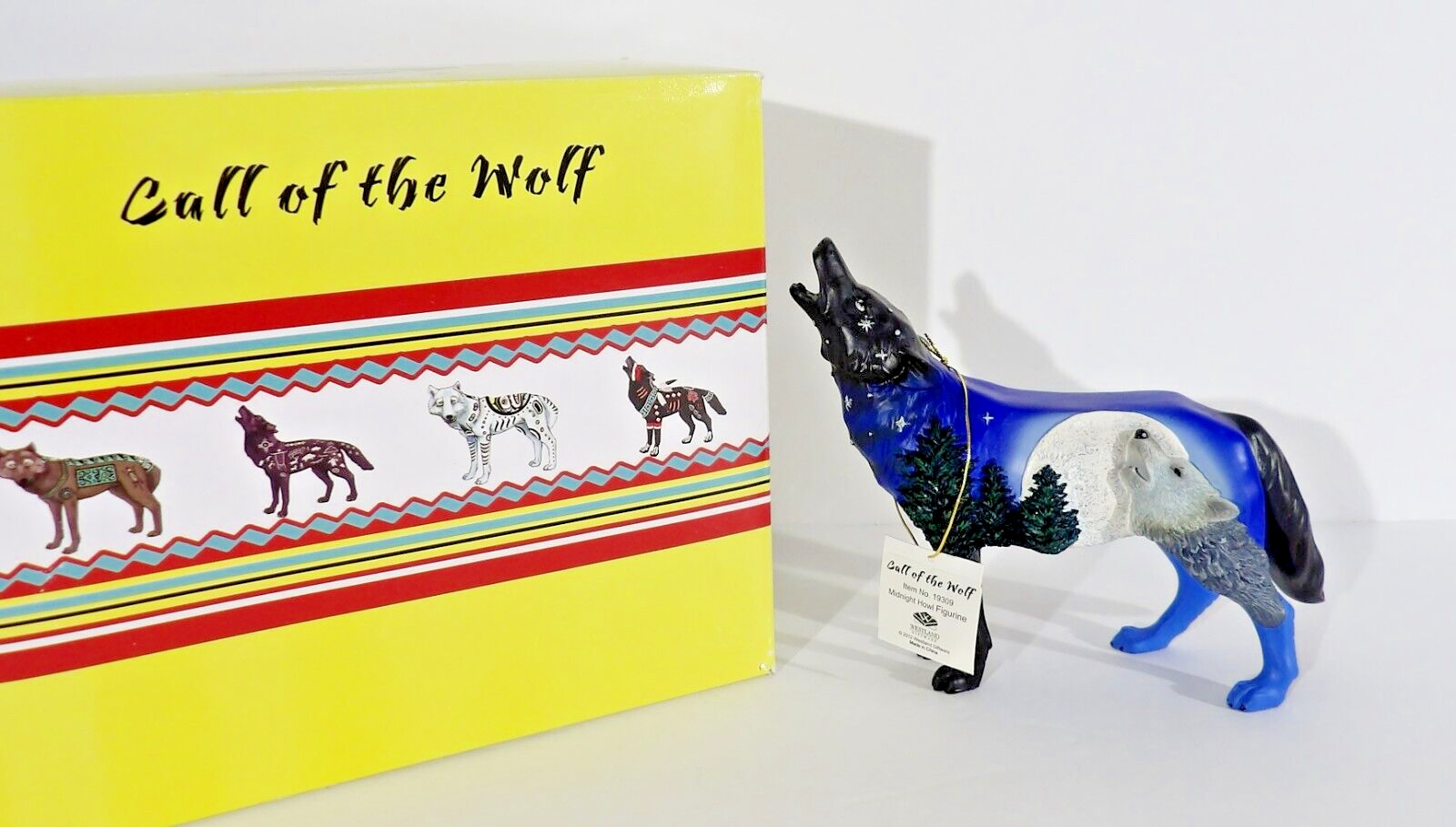 Westland MIDNIGHT HOWL Call of the Wolf Figurine with Box 2012 Retired