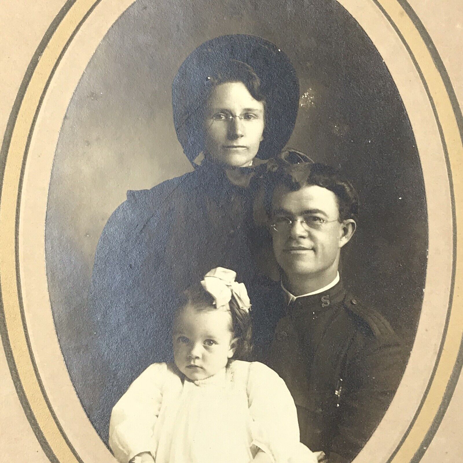 Antique Sepia Photo Card Frame Family Portrait Woman Man Eyeglasses Tulsa OK
