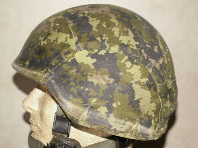 Canadian Armed Forces Helmet CG634 w/Cover - Medium
