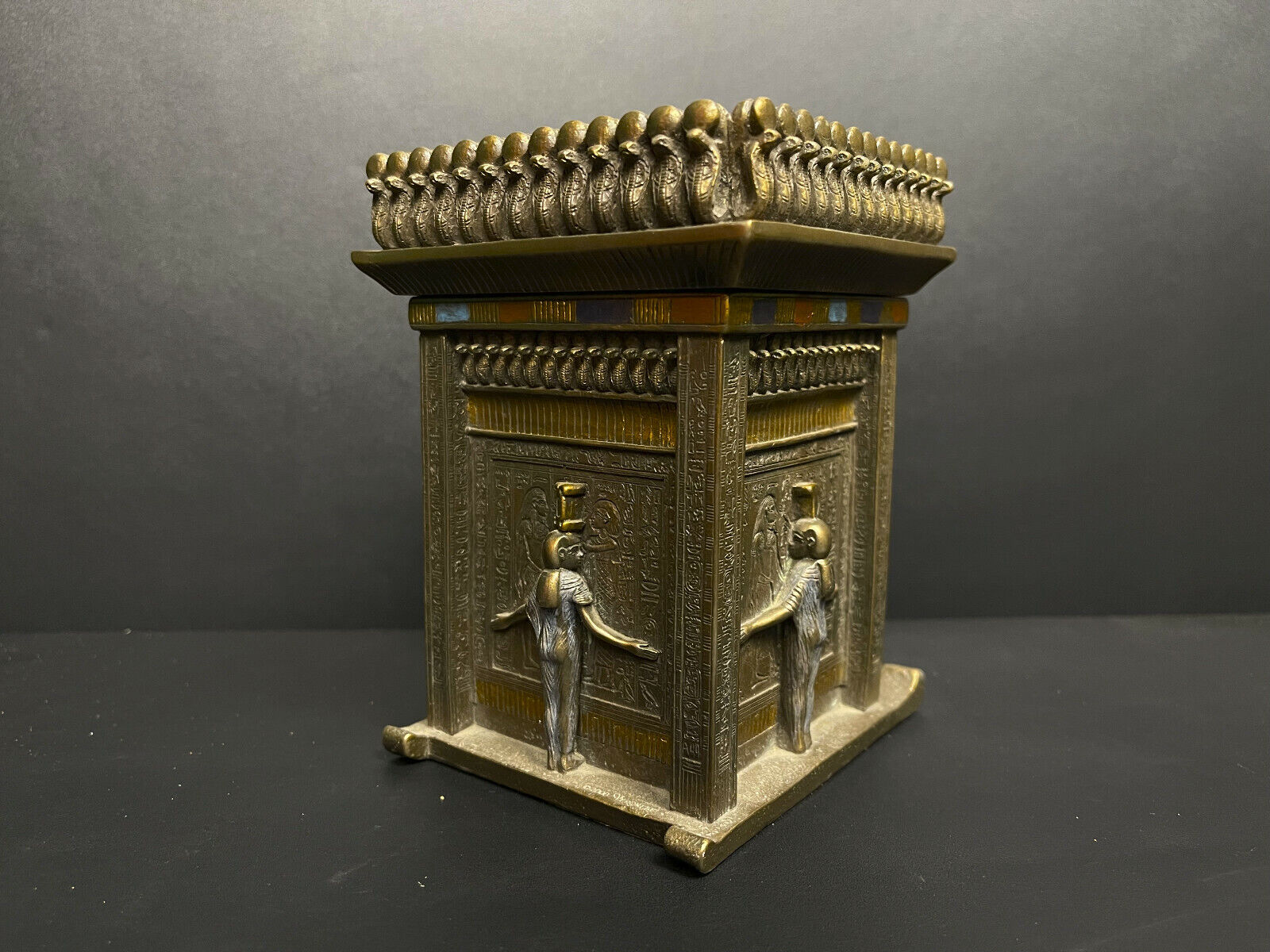 Marvelous TUTANKHAMUN shrine as a jewelry box protected by selket goddess