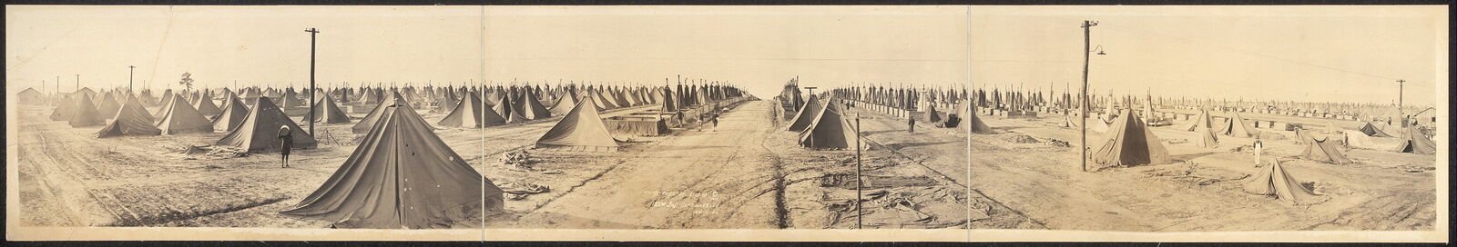 Photo:1917 Panoramic: 123rd Infantry,Camp Wheeler,Macon,Georgia