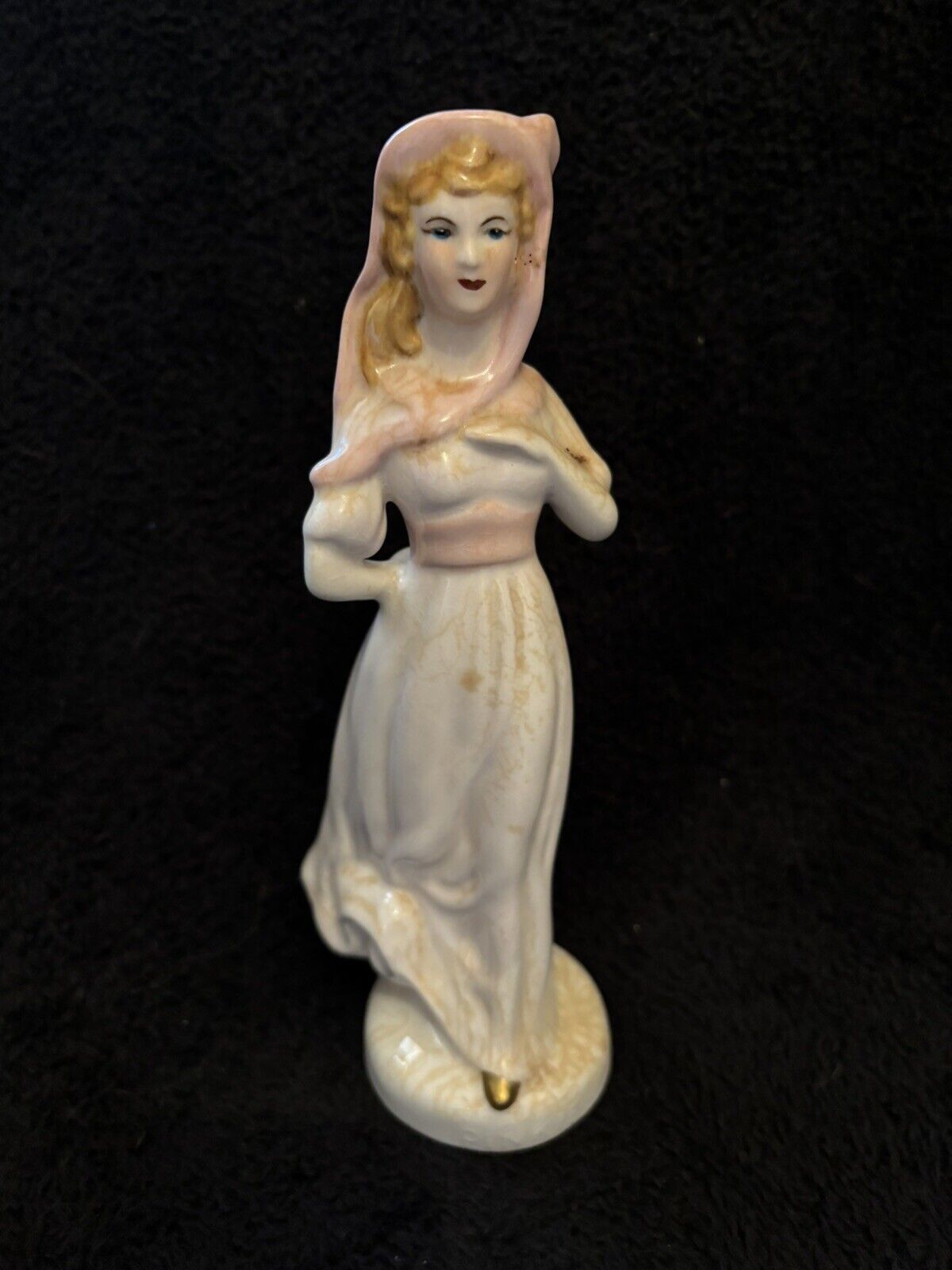 Vintage Beautiful Lady Pinkie Figurine Charming Hand Painted Porcelain 8” Height