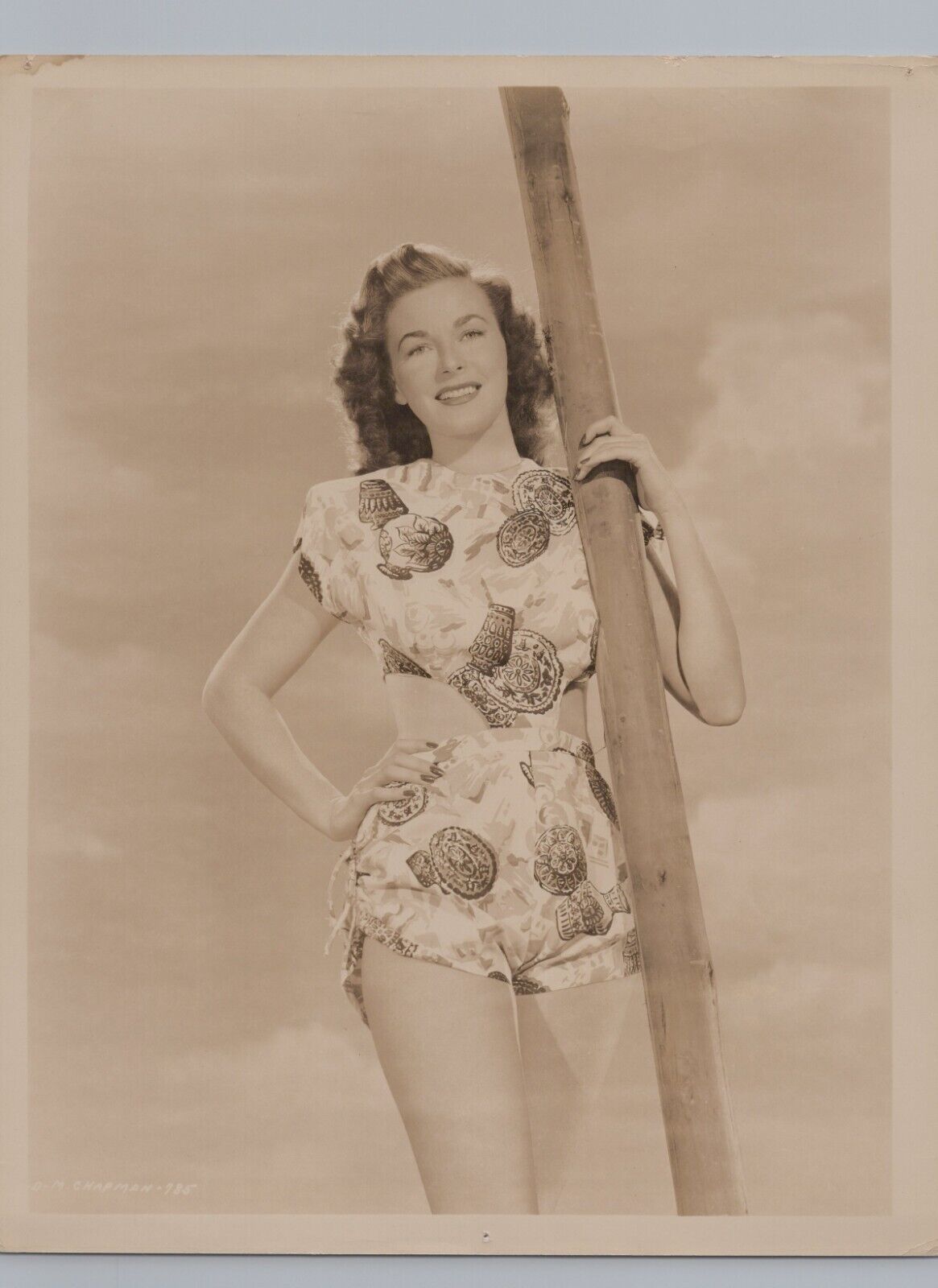 Marguerite Chapman (1940s) ❤ Leggy Cheesecake - Seductive Stylish Photo K 49