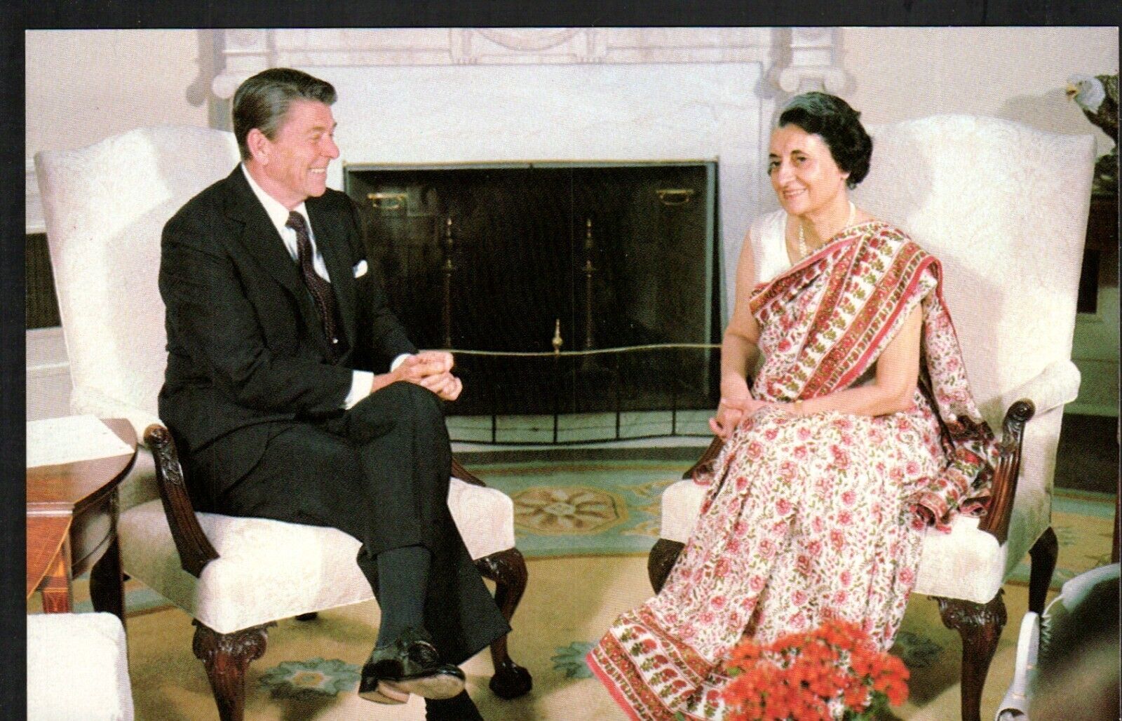 Postcard President Ronald Reagan & India\'s Prime Minister Indira Gandhi