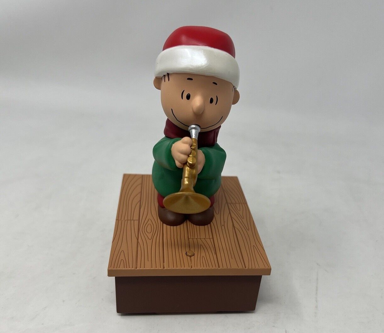 2011 Hallmark Peanuts Wireless Christmas Band Linus Playing Trumpet