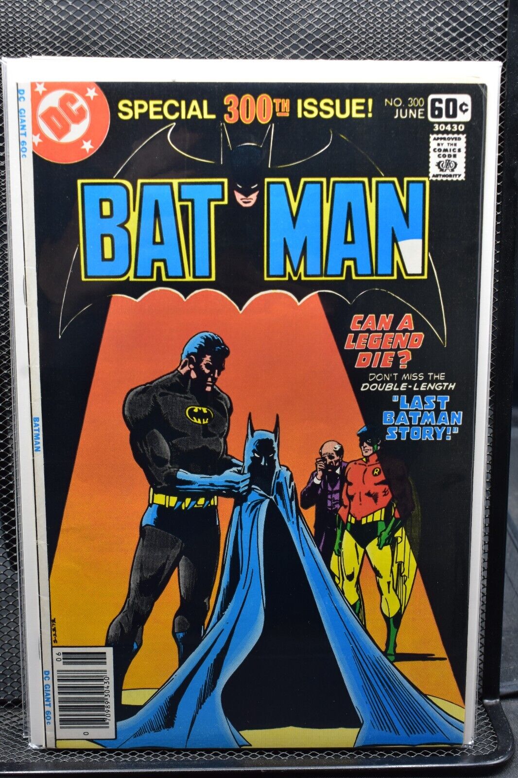 Batman #300 DC Comics 1978 The Last Batman Story Robin & Alfred Appear 8.5